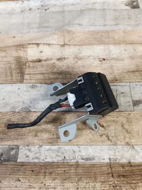 Tailgate sensor – Hyundai Tucson JM (2004-2009)