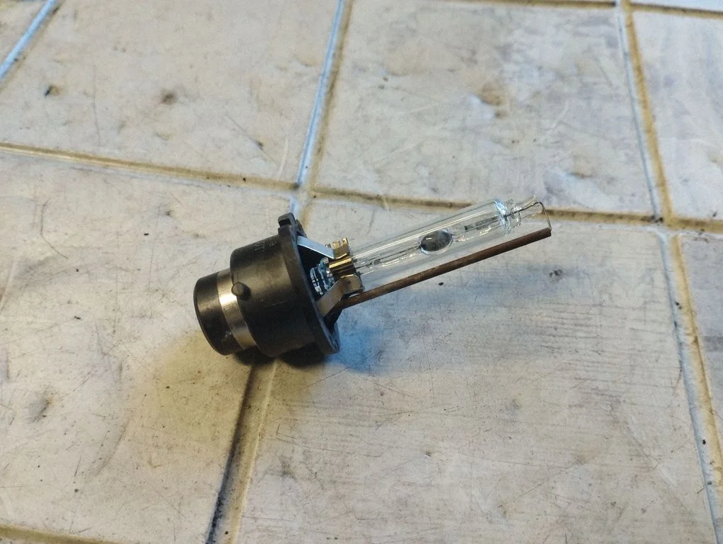 Xenon bulb – Mazda 3 I (2003-2006)