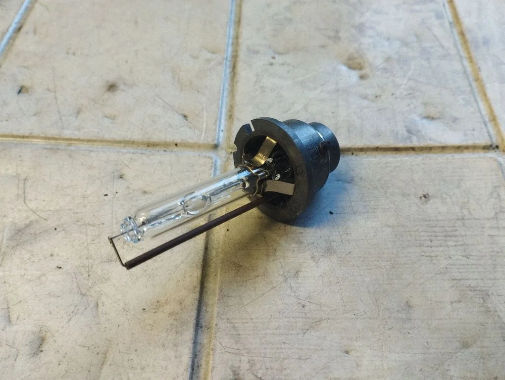 Xenon bulb – Mazda 3 I (2003-2006)