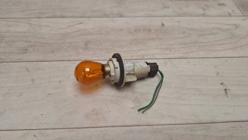 12 V Socket (front) – Toyota Yaris (2006-2011)