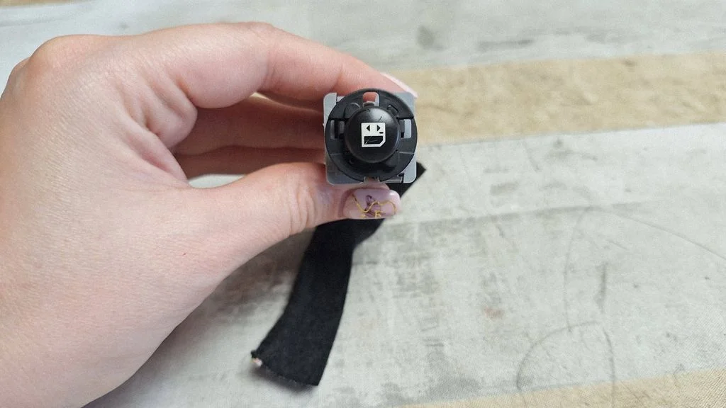 Electric sliding door switch