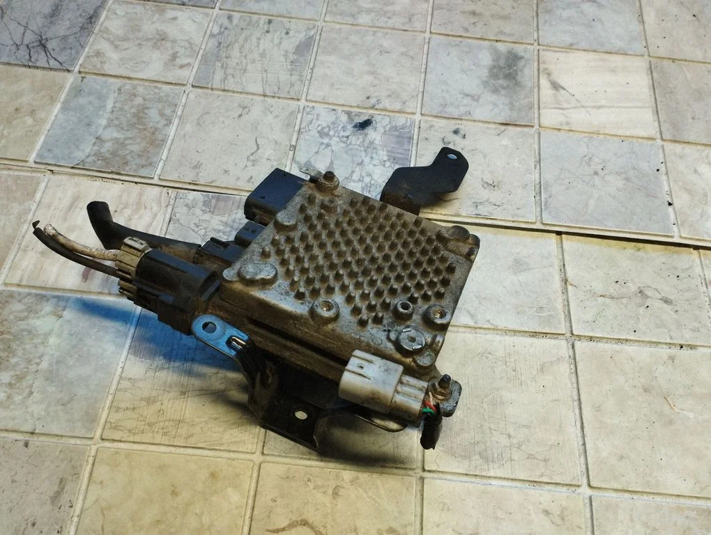 Steering rack control module – Subaru Outback (2009-2014)