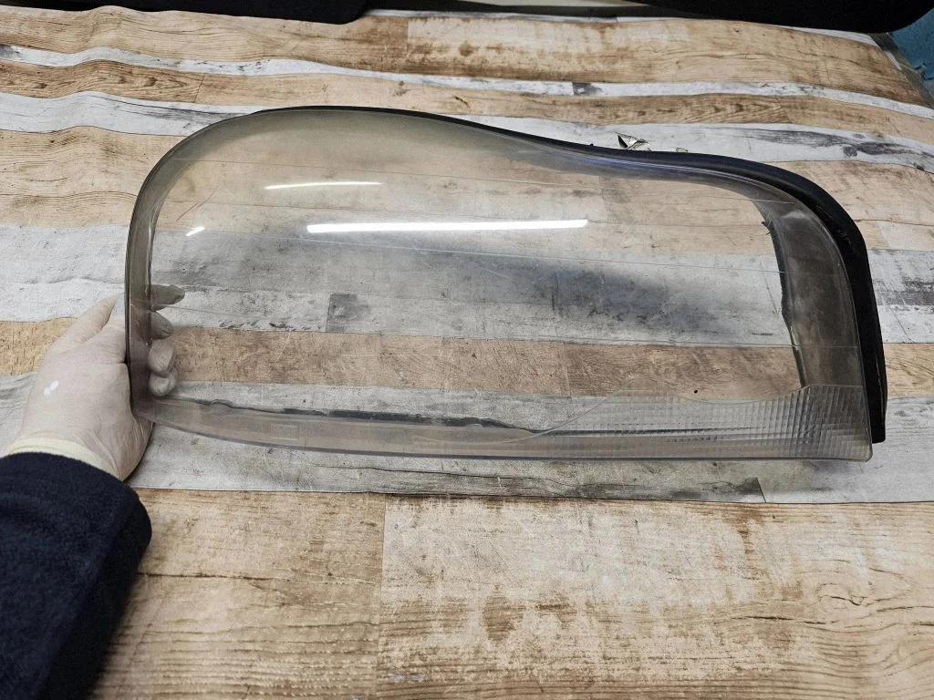 Headlight lense – Volvo XC90 (2007-2014)