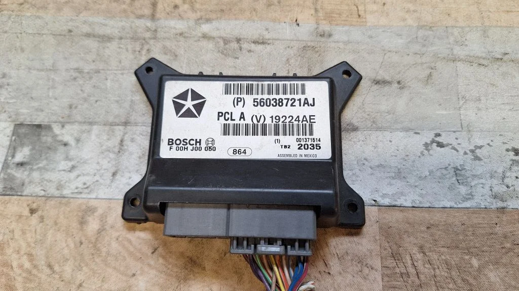 Seat control module 56038721AJ