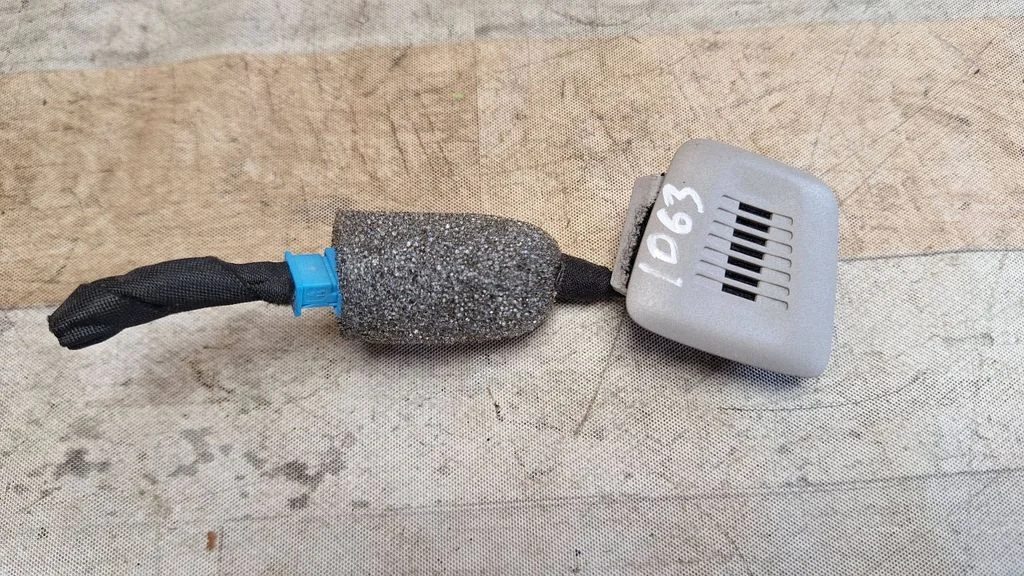 Mikrofon (bluetooth / telefon) – BMW 3-seeria F30 F35 F31 (2012-2018)