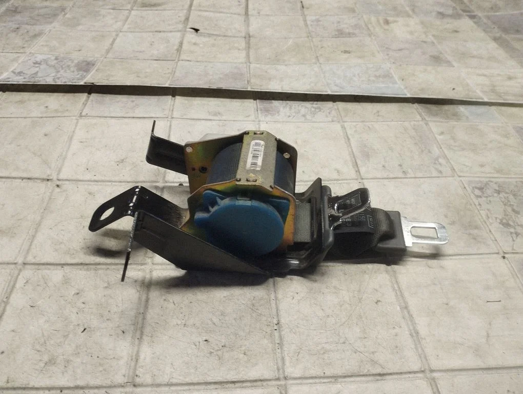 Roof seat belt – Hyundai Santa Fe (2000-2006)