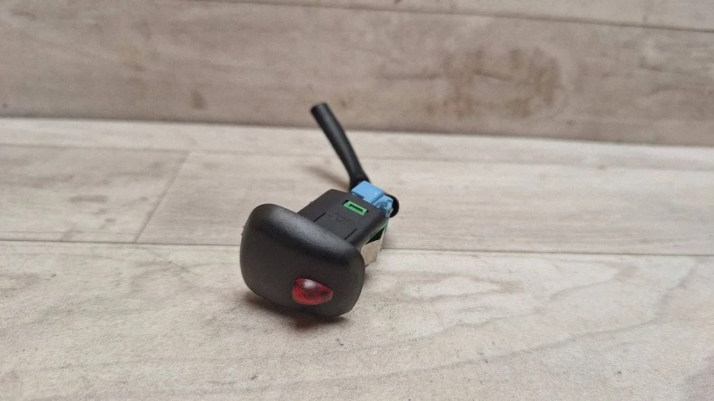 Alarm movement detector/sensor – Volvo V50 (2008-2012)