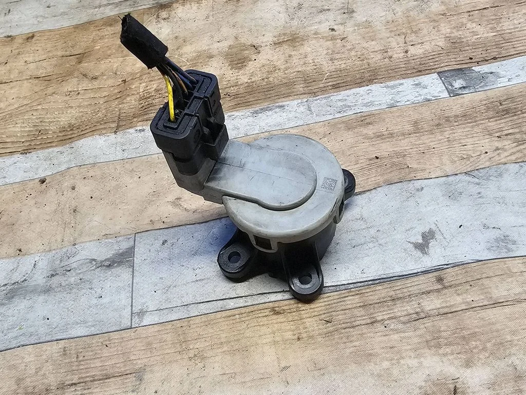 Breather hose sensor