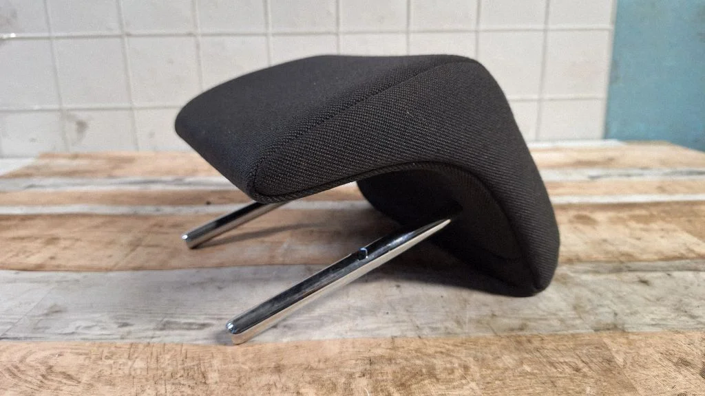 Third row seat headrest – Opel Vectra C (2005-2009)