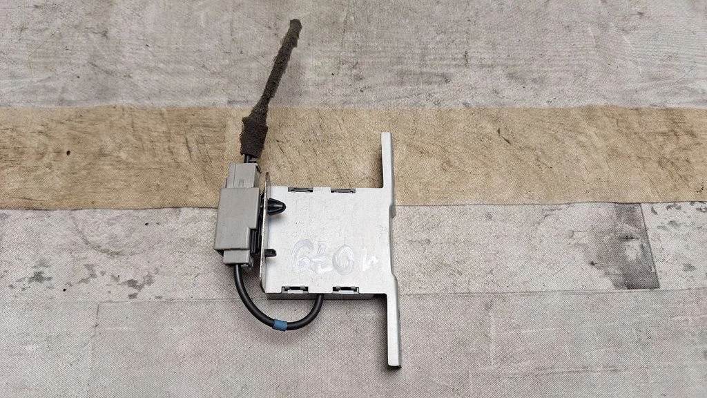 Antenna control unit 25975