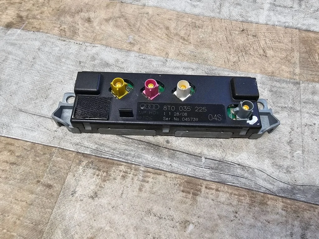 Antenna control unit – Audi A5 Sportback 8TA (2009-2016)