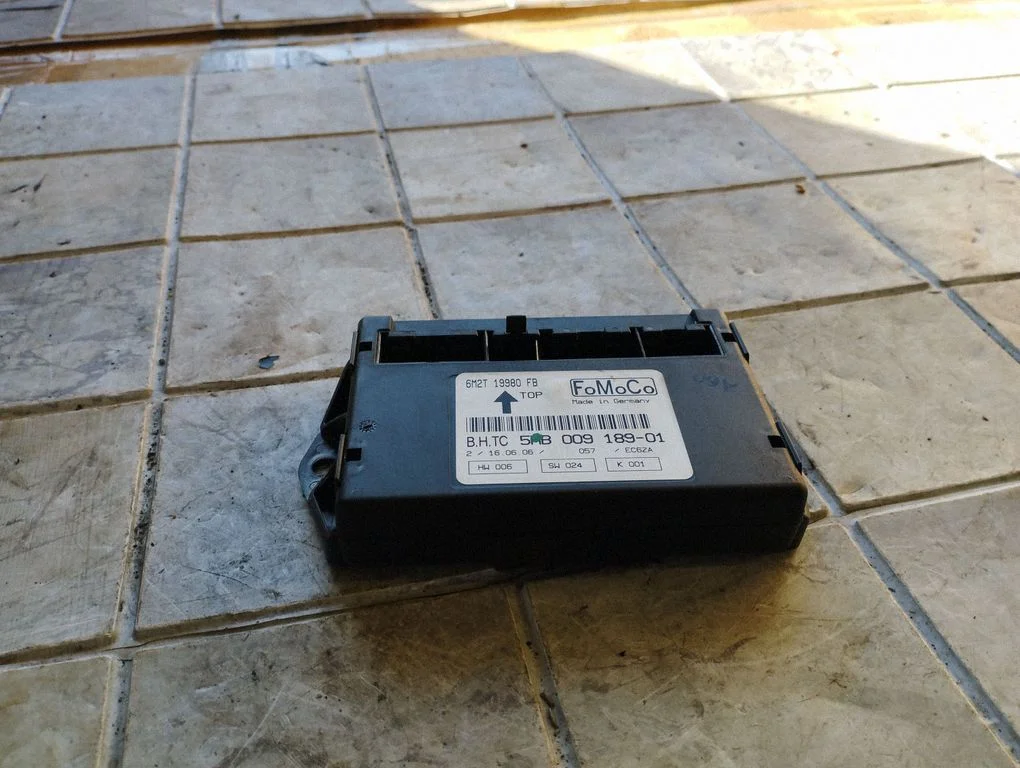 Air conditioning/heating control unit – Ford Galaxy (2006-2015)