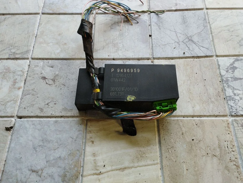 ESP (stability system) control unit – Volvo S80 (1999-2003)