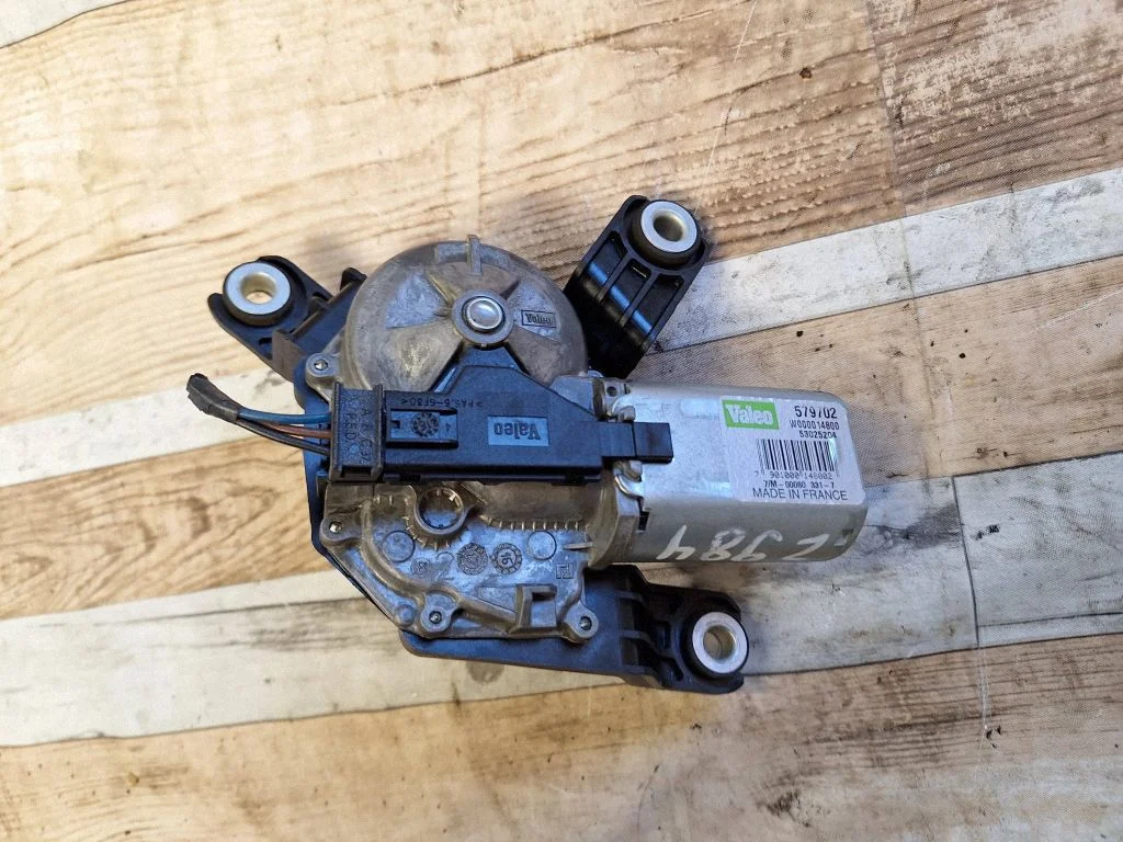 Rear window wiper mechanism – Opel Zafira B (2005-2014)