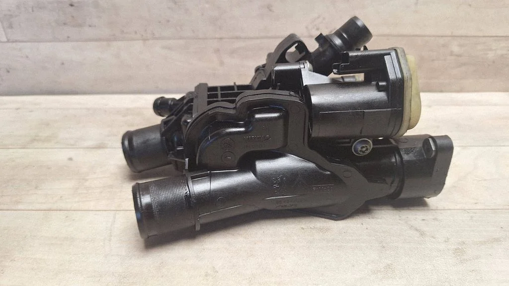 Thermostat housing – Ford Mondeo MK V (2014-)