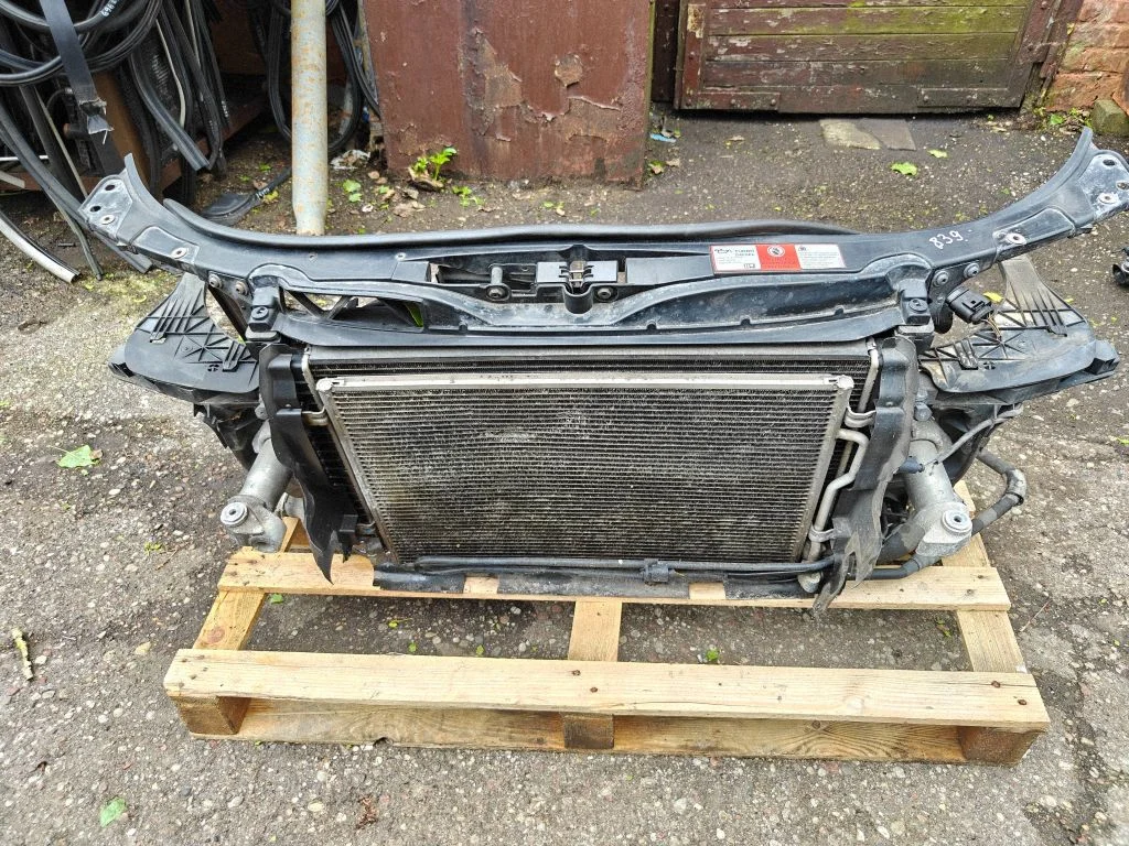 Radiator set 8L0010157E