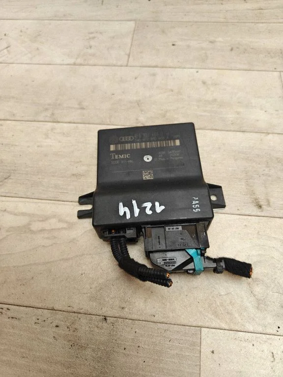 Gateway control module 4F0907468D