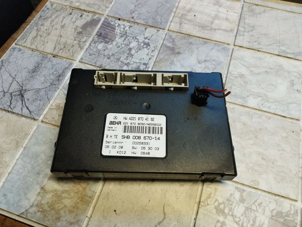 Air conditioner control unit module – Mercedes-Benz S-Class W221 (2005-2013)