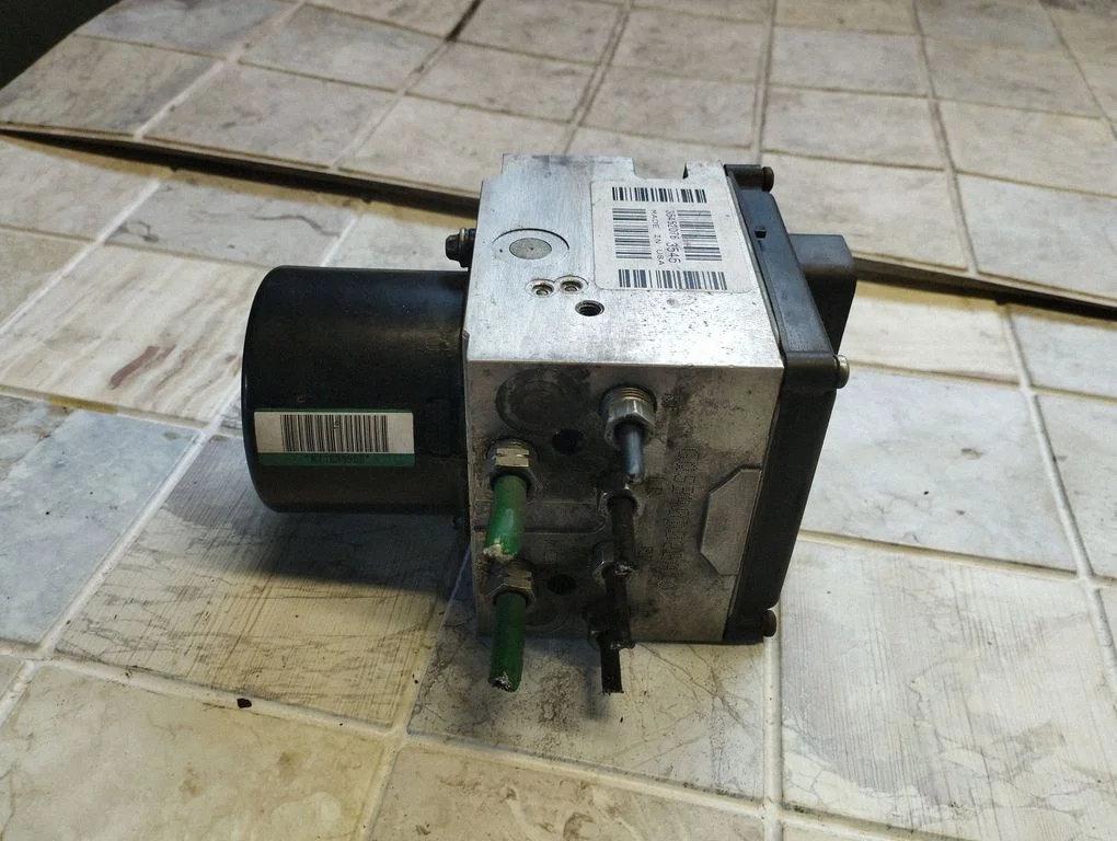 ABS block 15710604