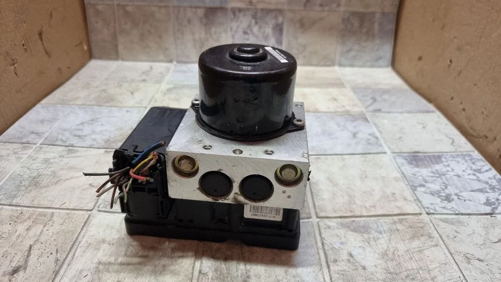 Pompa ABS – Ford Focus C-MAX (2003-2010)