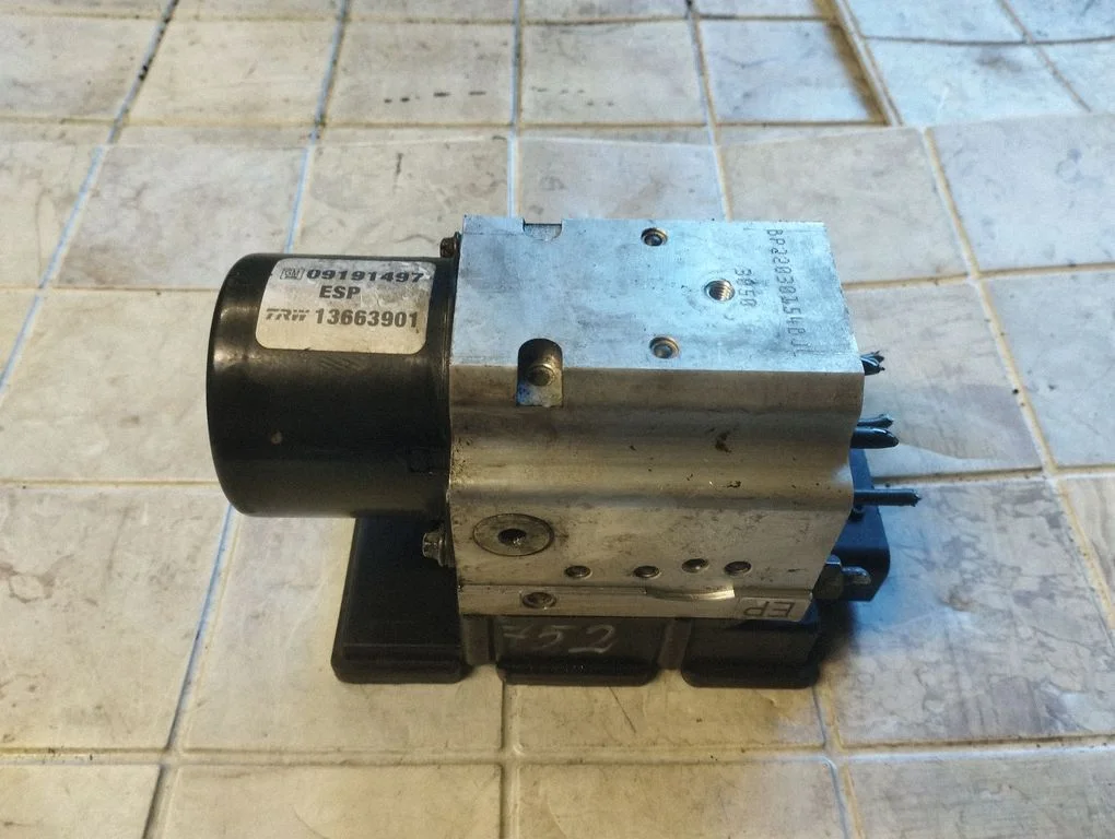 ABS block – Opel Vectra B (1996-2002)