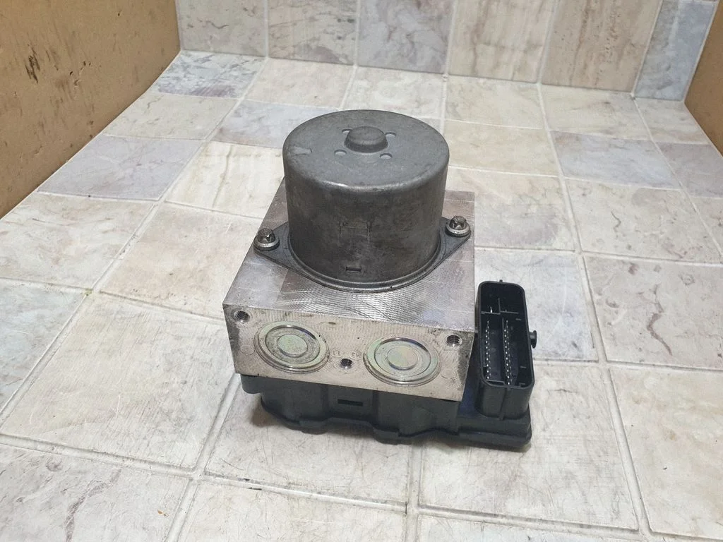 Pompa ABS CG912C405FB