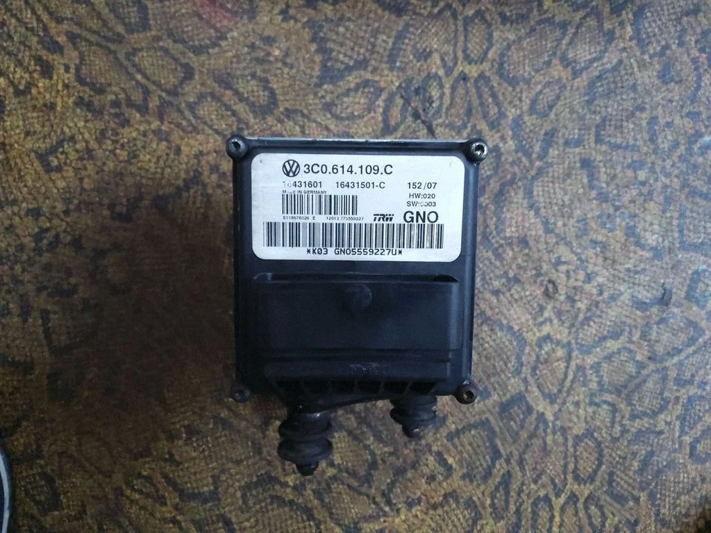 ABS-plokk – Volkswagen Passat B6 (2005-2010)