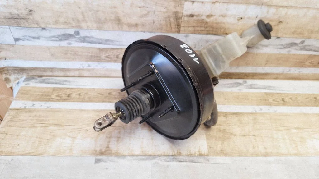 Brake booster 87402202