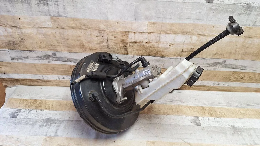 Brake booster – Volvo V40 (2012-2019)