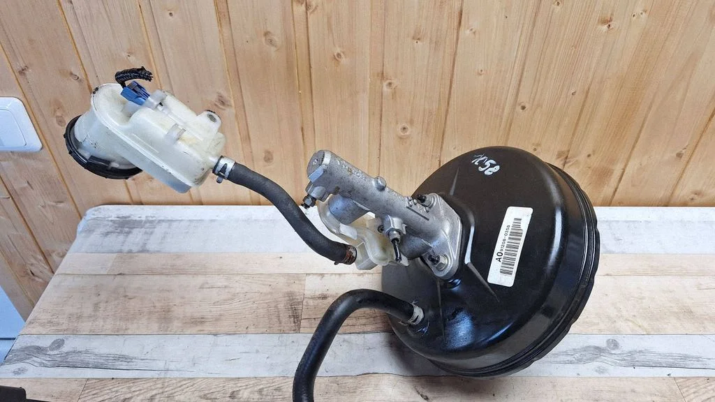 Brake booster 912080358