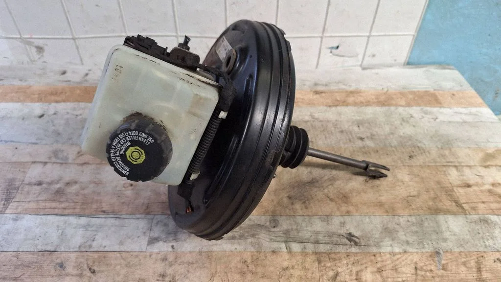 Brake booster 13216086