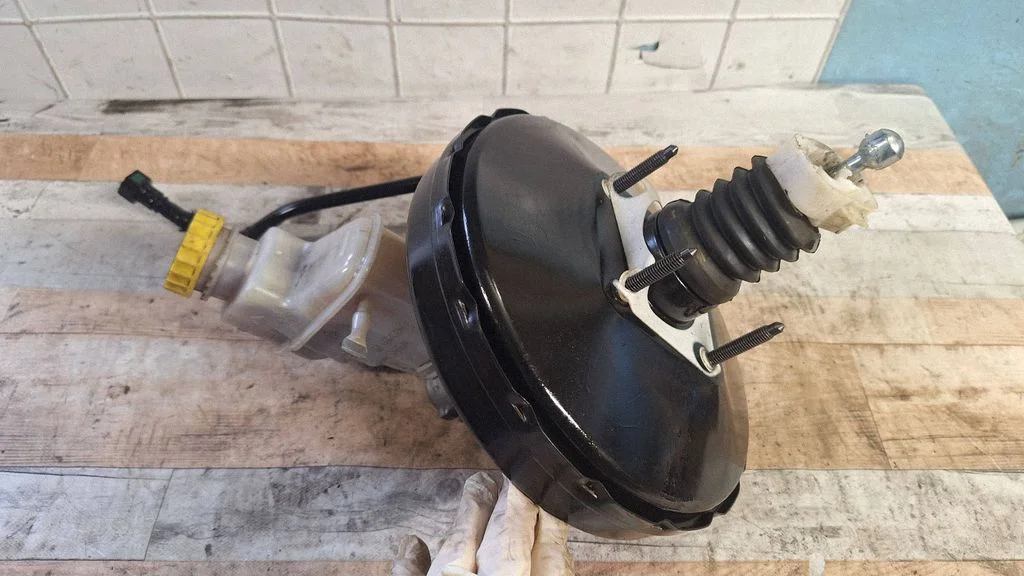 Brake booster P04581513AD