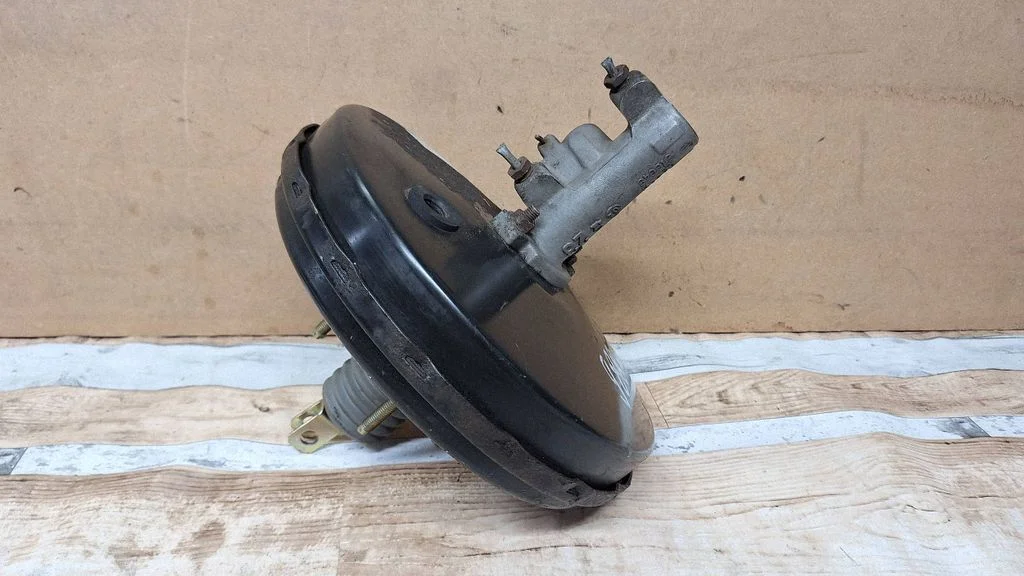 Brake booster – Ford Focus C-MAX (2003-2010)