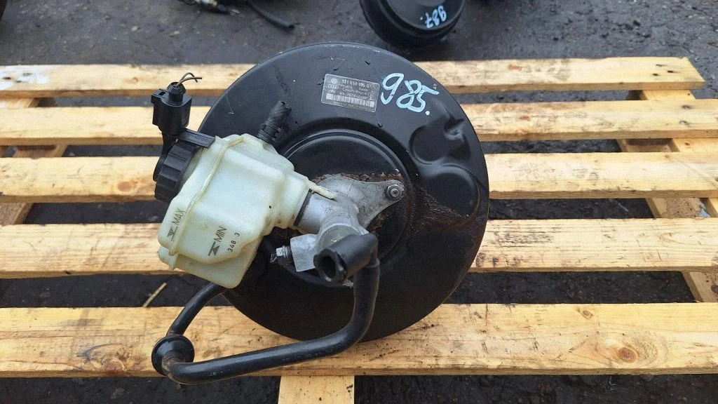 Brake booster 1T1614105G