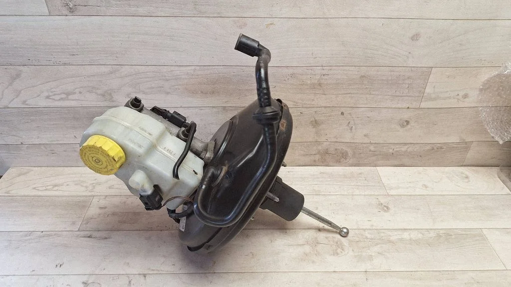 Brake booster – Seat Ibiza IV (6J,6P) (2008-2017)