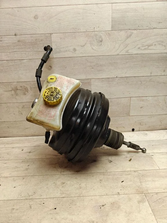 Brake booster 4F0612105G