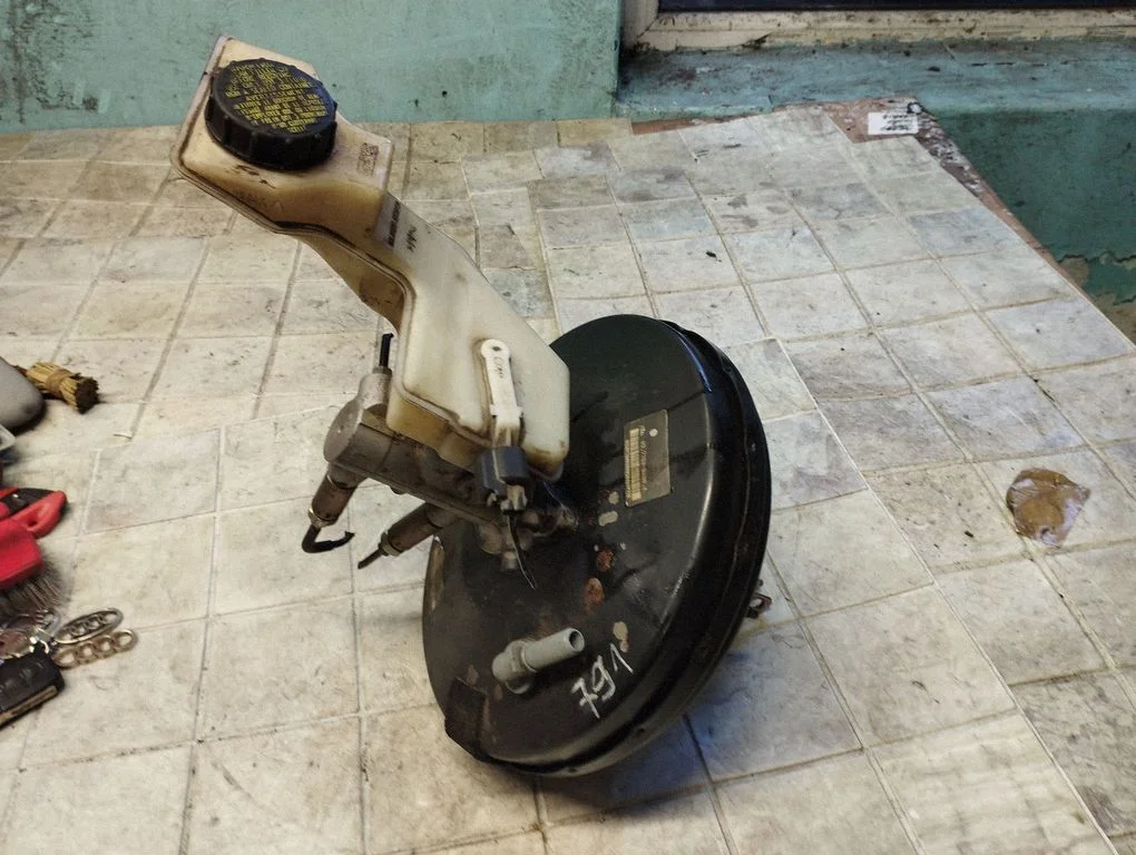 Brake booster 3N612B195CB