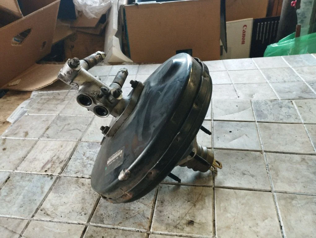 Piduri vaakumvõimendi BN8R43950C