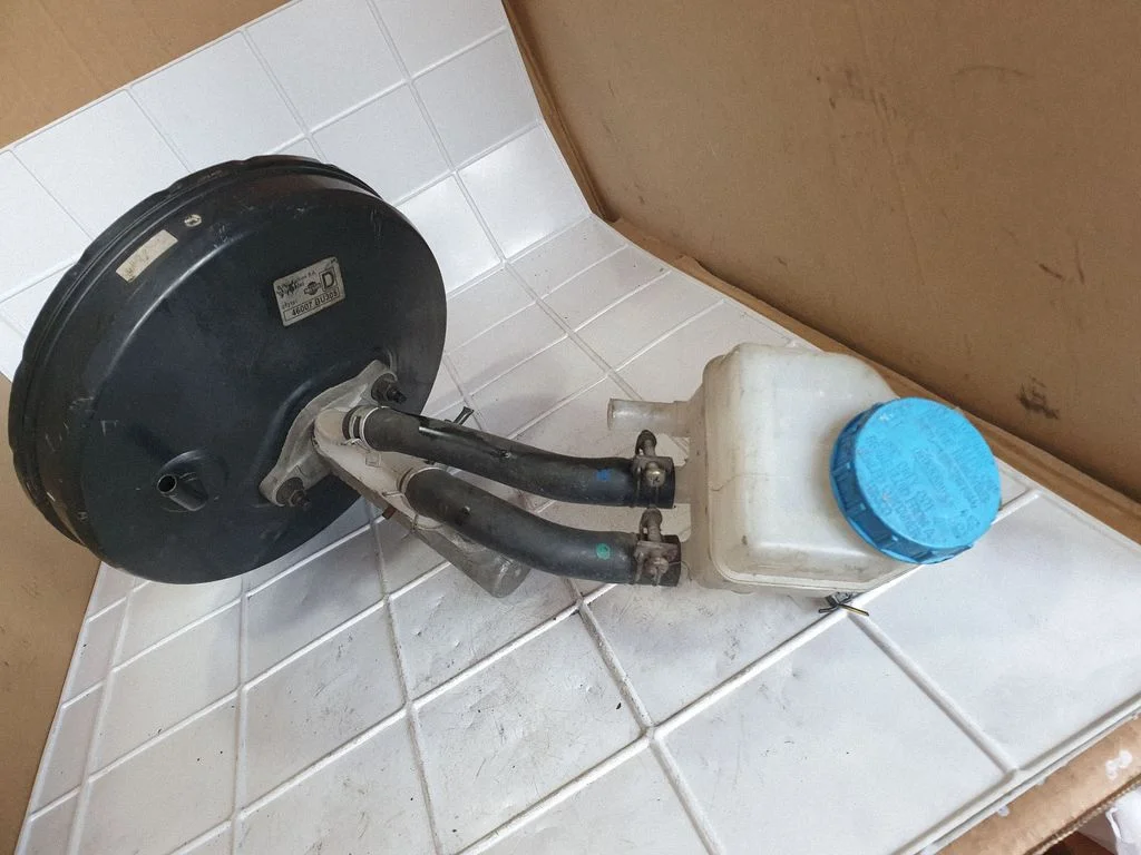Brake booster – Nissan Almera N16 (2000-2010)