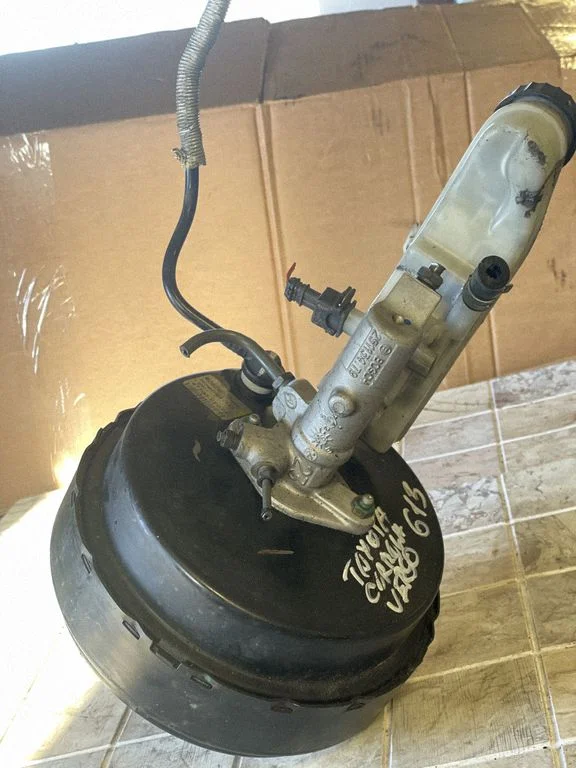 Brake booster – Toyota Corolla Verso AR10 (2004-2009)