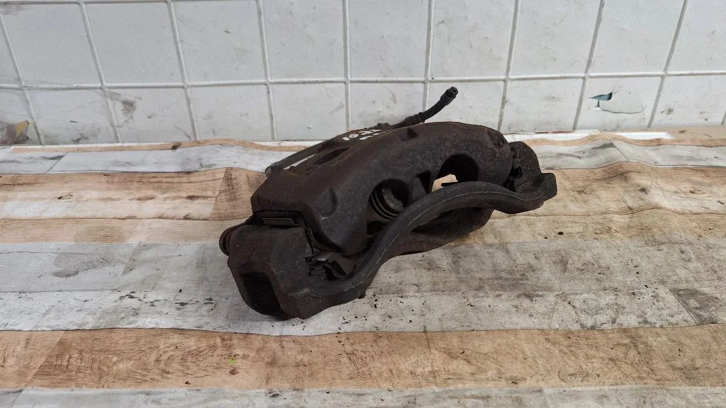 Front brake caliper – Ford Ranger (2012-2018)
