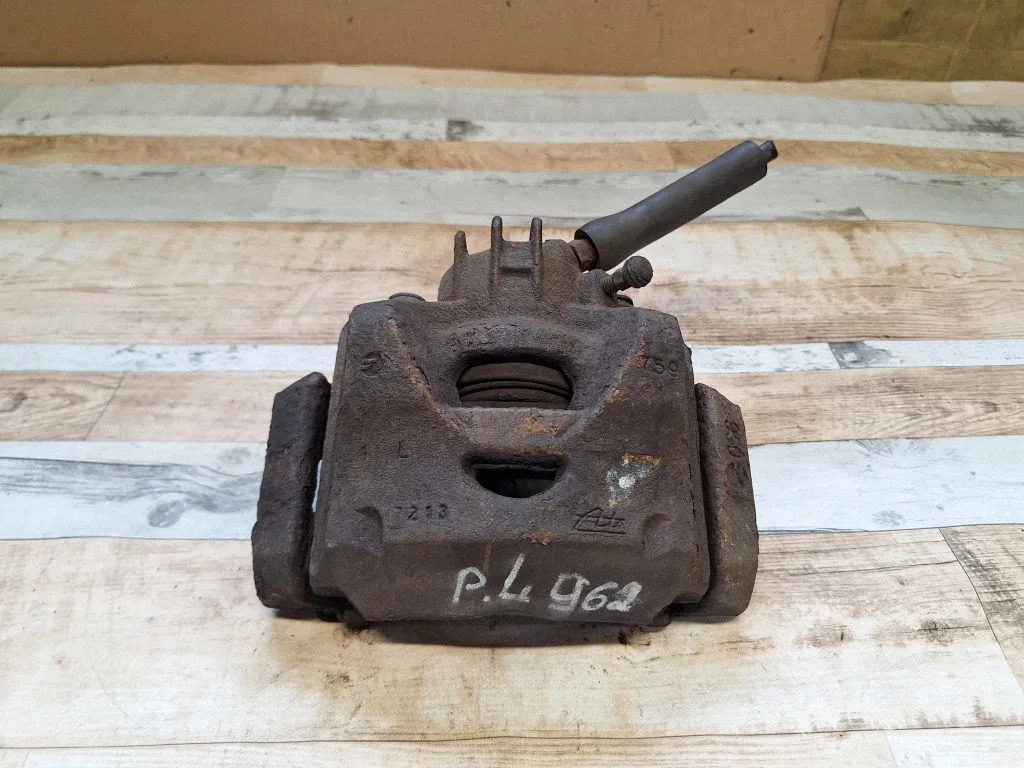 Front brake caliper – front left