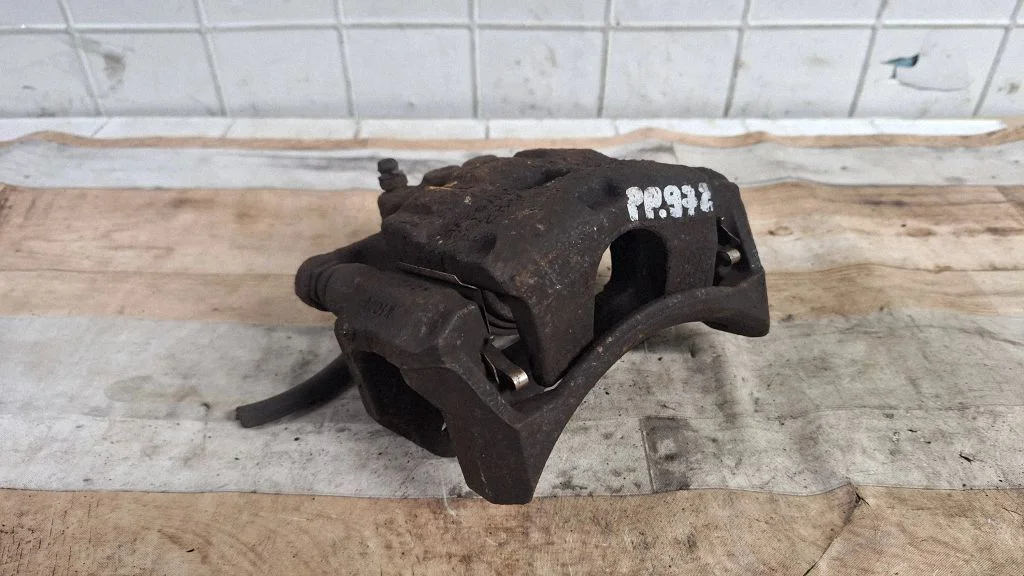 Zacisk hamulcowy przedni – Ford Fiesta (2009-2012)