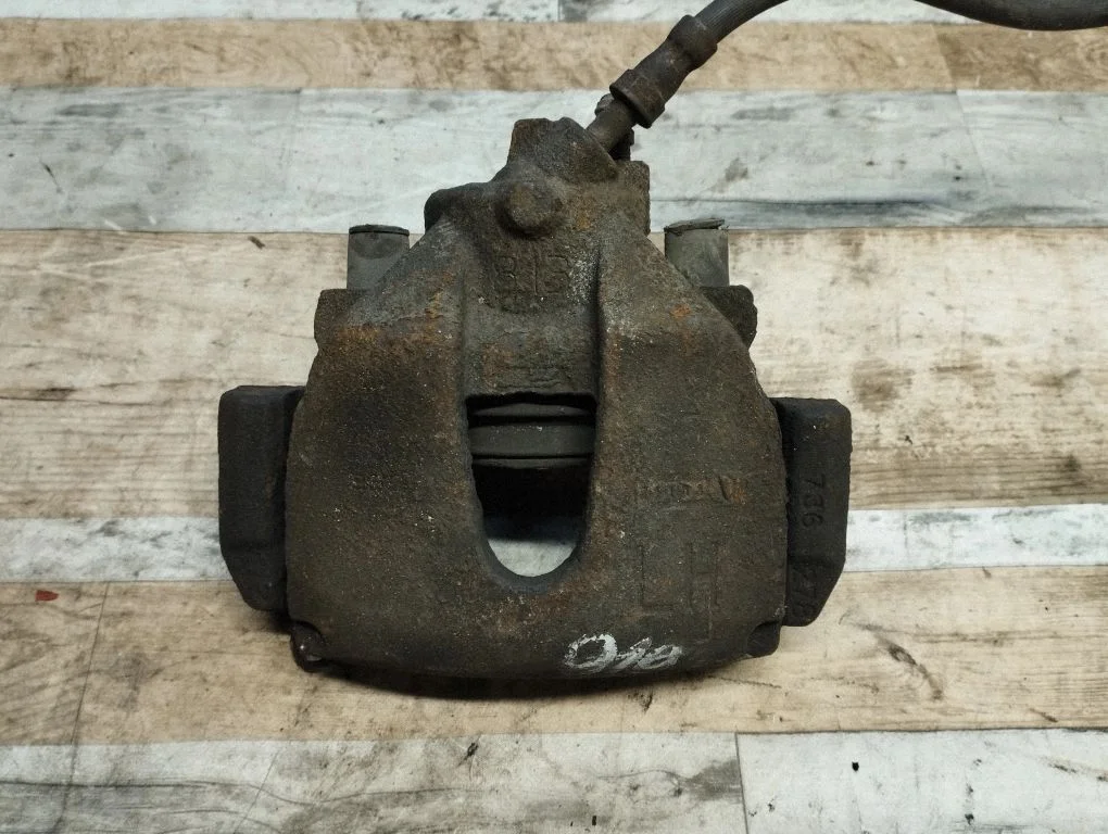 Front brake caliper 736278