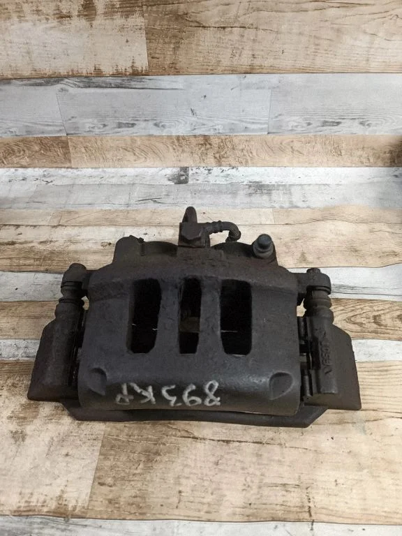 Front brake caliper – front left