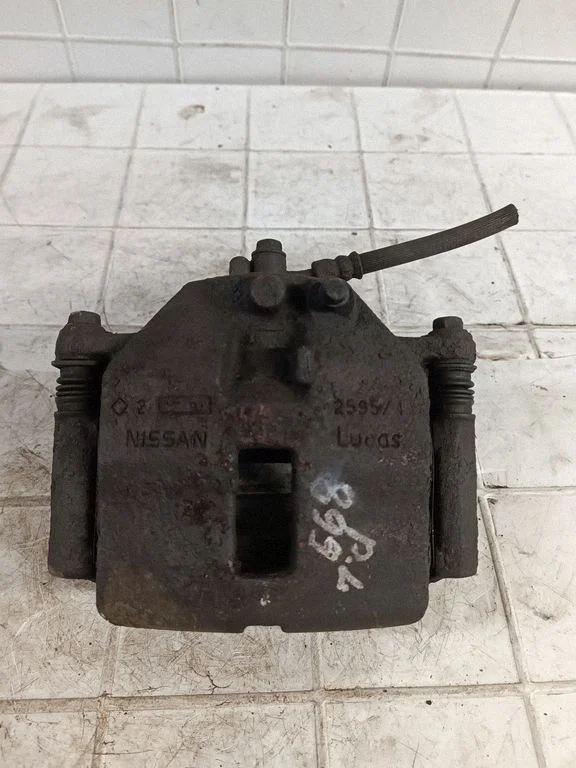 Front brake caliper – front left