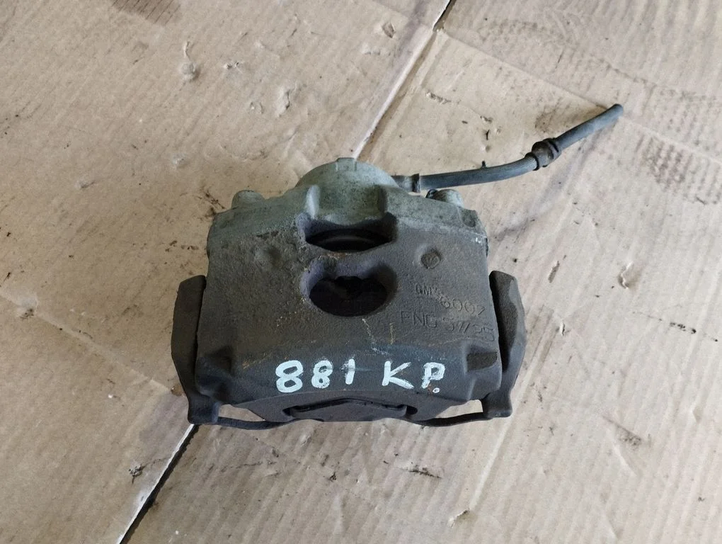 Front brake caliper – front left
