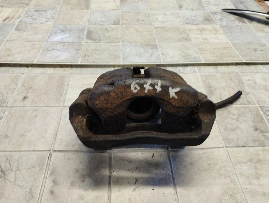 Front brake caliper – Fiat Croma (2006-2016)