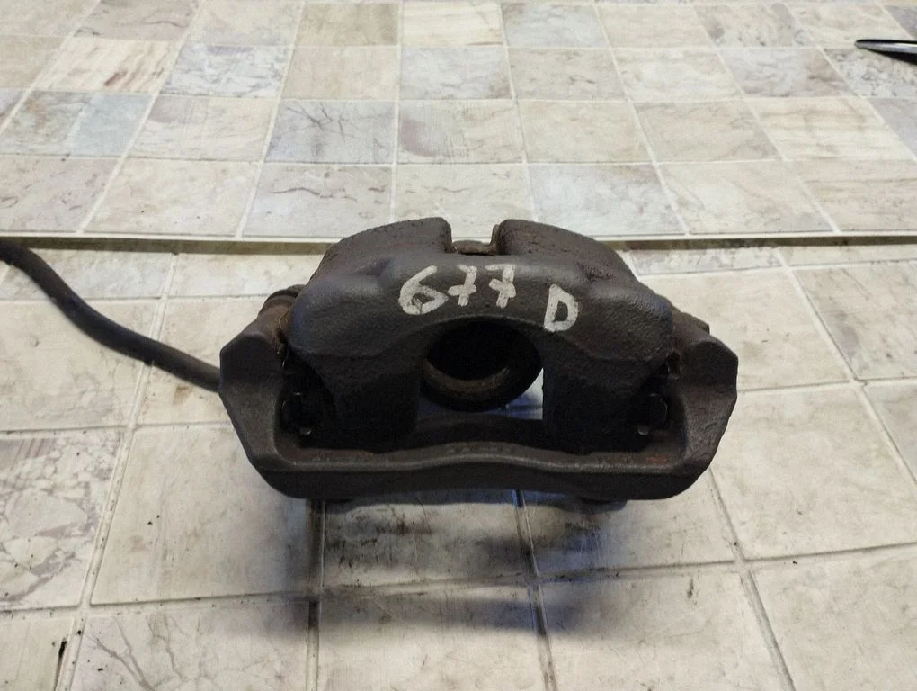 Front brake caliper – Fiat Croma (2006-2016)