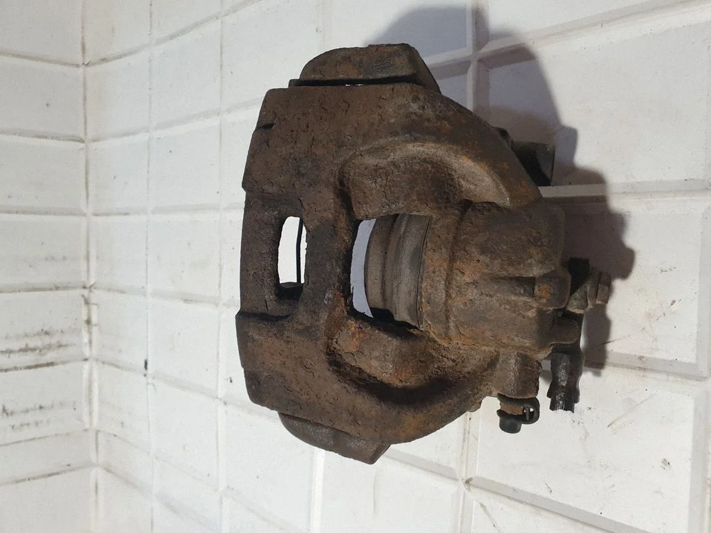 Front brake caliper – Opel Vectra C (2005-2009)